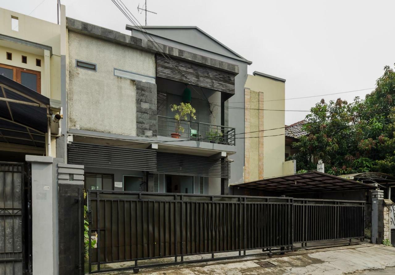 Reddoorz Syariah Near Pondok Indah Mall 3 Jakarta Eksteriør bilde