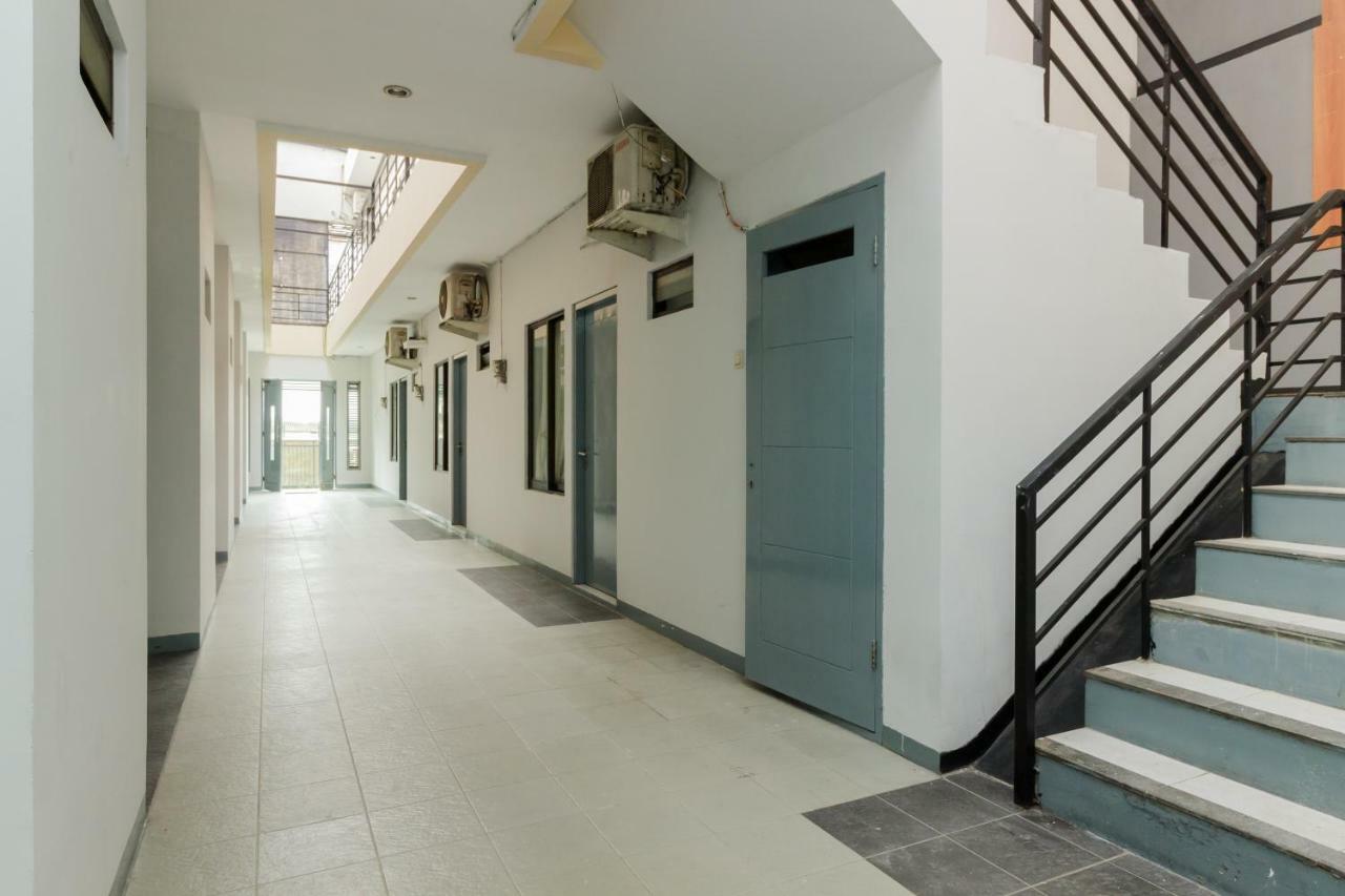 Reddoorz Syariah Near Pondok Indah Mall 3 Jakarta Eksteriør bilde